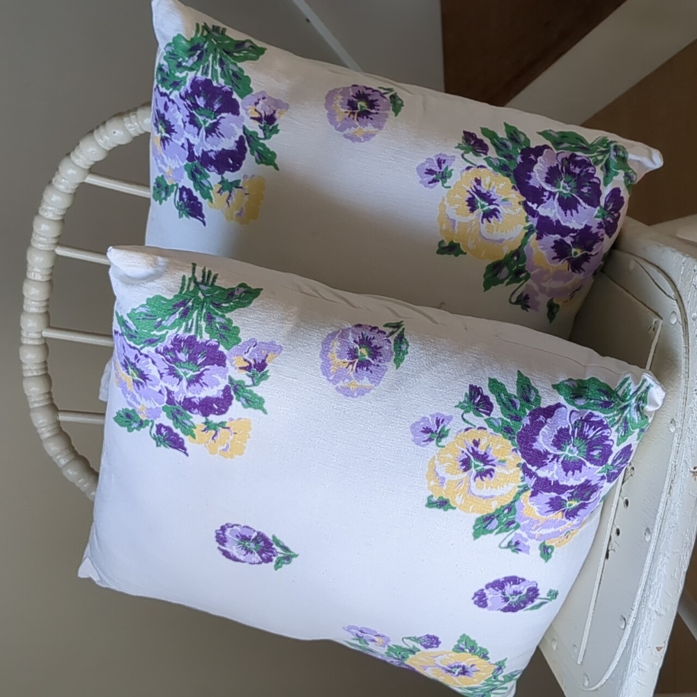 Handmade Vintage Floral Tablecloth Purple Pansy Throw Pillows DIY Retro Cozy Set